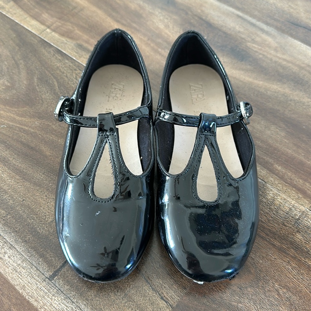 Girls Zara T-Strap Dress Shoes